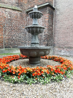 granieten fontein in Utrecht